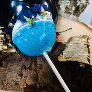 LOLLIPOP GARDEN BATH BOMB-FREE THINKER 3 OZ